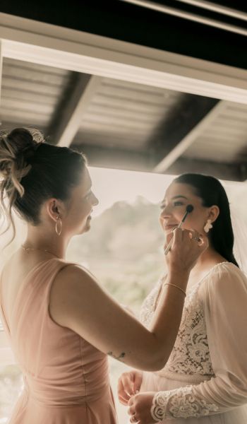 SKYN WAx bar Bridal Makeup Salon in Burnaby & Surrey
