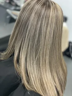 Skyn Wax bar makeup & beauty salon in Burnaby & Surrey Skyn Wax bar makeup & beauty salon in Burnaby & Surrey